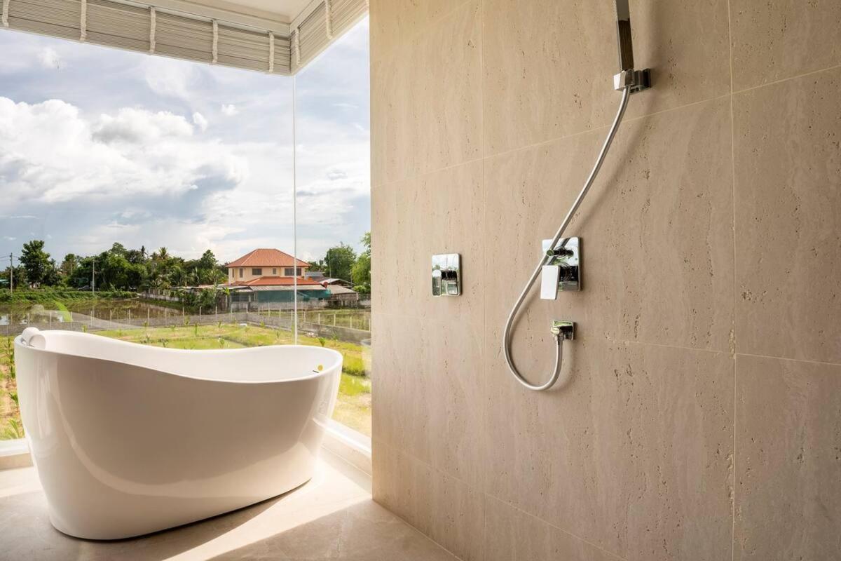 Palm Villa - Award Winning Modern Luxury & Exclusive Villa Resort Chiang Mai Buitenkant foto
