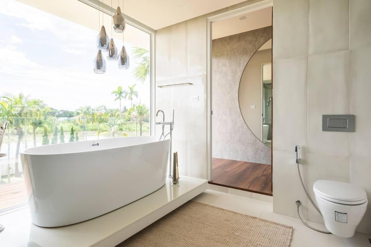 Palm Villa - Award Winning Modern Luxury & Exclusive Villa Resort Chiang Mai Buitenkant foto