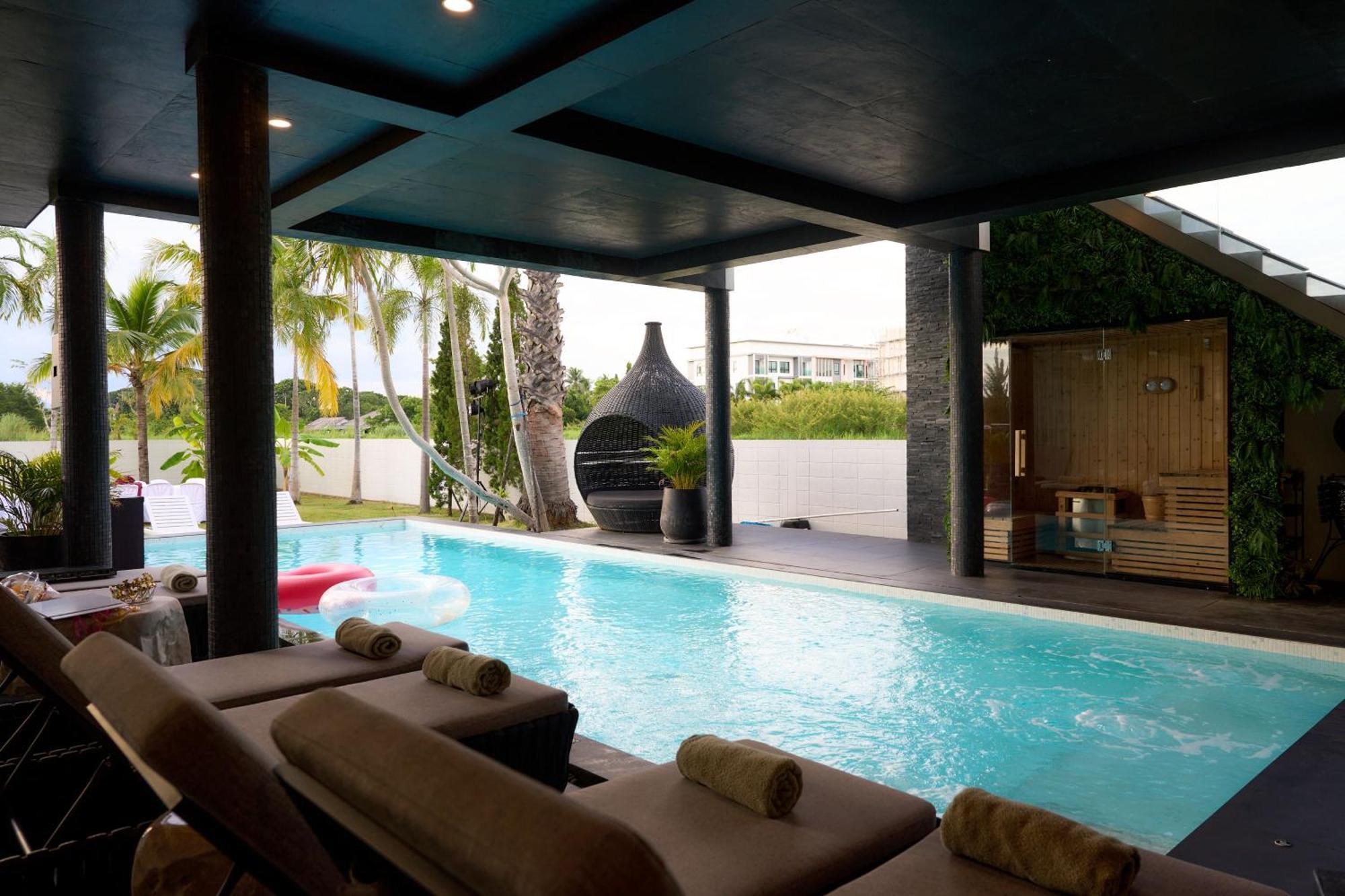 Palm Villa - Award Winning Modern Luxury & Exclusive Villa Resort Chiang Mai Buitenkant foto